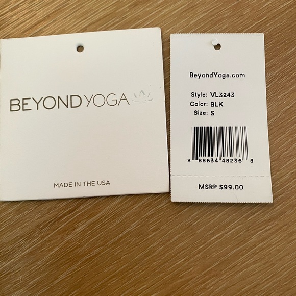 EUC Beyond Yoga Velvet Leggings S Black - Picture 4 of 10